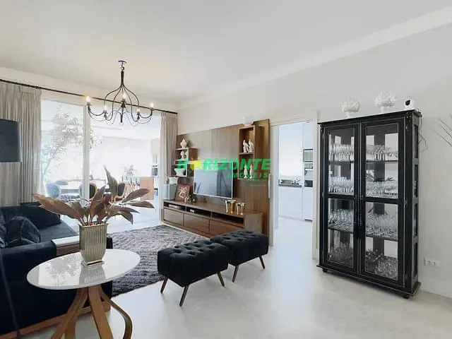 Casa com 575m² 4 quartos e 5 banheiros, à venda ou para alugar, no bairro Condomínio Residencial Alphaville II em São José dos Campos