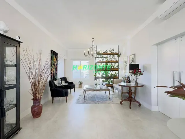 Casa com 575m² 4 quartos e 5 banheiros, à venda ou para alugar, no bairro Condomínio Residencial Alphaville II em São José dos Campos