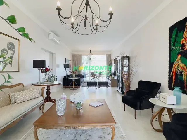 Casa com 575m² 4 quartos e 5 banheiros, à venda ou para alugar, no bairro Condomínio Residencial Alphaville II em São José dos Campos