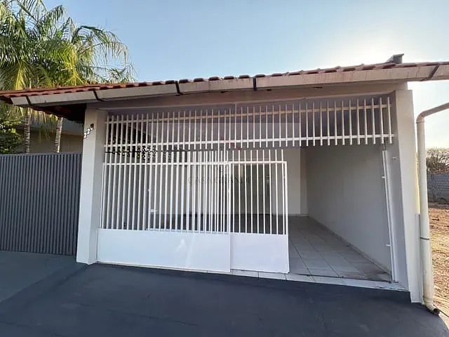 Sala com 120m², para alugar, no bairro Centro em Rolândia