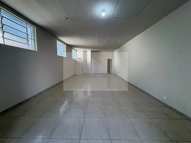 Sala com 120m², para alugar, no bairro Centro em Rolândia