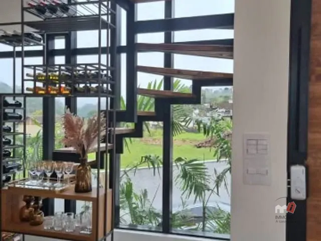 Casa à venda, no bairro Valparaíso em Petrópolis