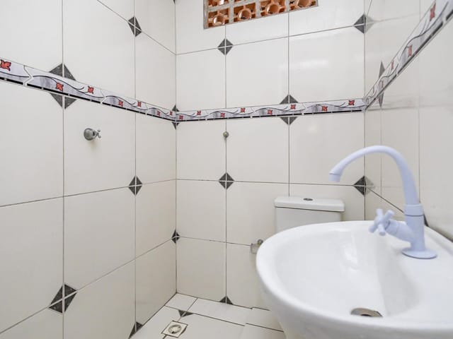 Casa com 110m² 3 quartos e 2 banheiros, à venda, no bairro Augusta em Curitiba