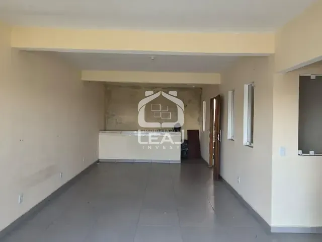 Casa 2 quartos e 2 banheiros, à venda ou para alugar, no bairro Valo Velho em Itapecerica da Serra