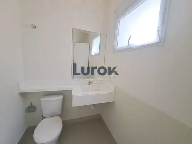 Casa com 400m² 3 quartos e 5 banheiros, à venda ou para alugar, no bairro Nações em Valinhos