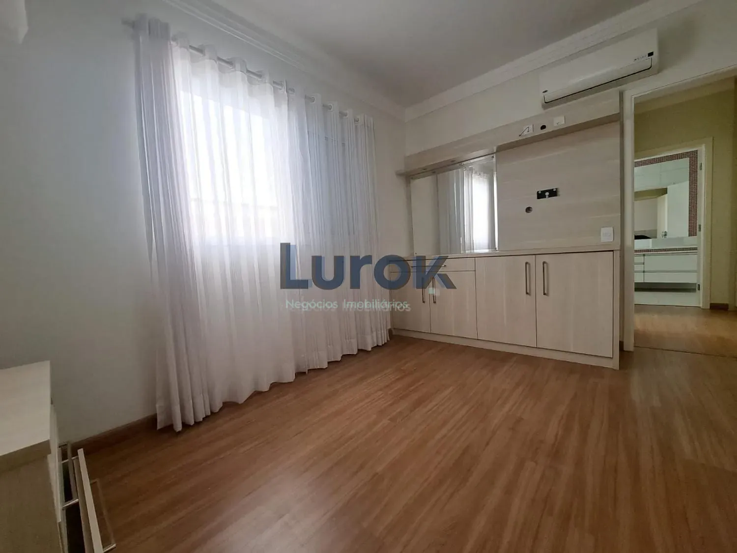 Casa, 3 quartos, 237 m² - Foto 32