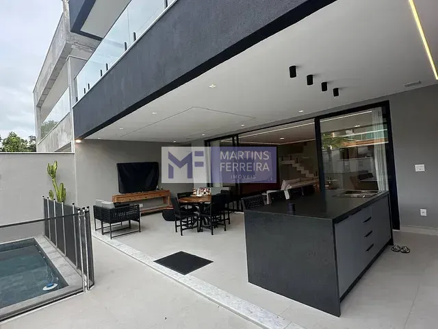 Casa com 400m² 4 quartos e 4 banheiros, à venda, no bairro Recreio dos Bandeirantes em Rio de Janeiro
