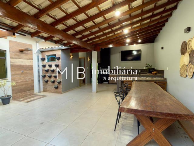 Casa 3 quartos e 3 banheiros, à venda, no bairro Serra Azul em Lavras