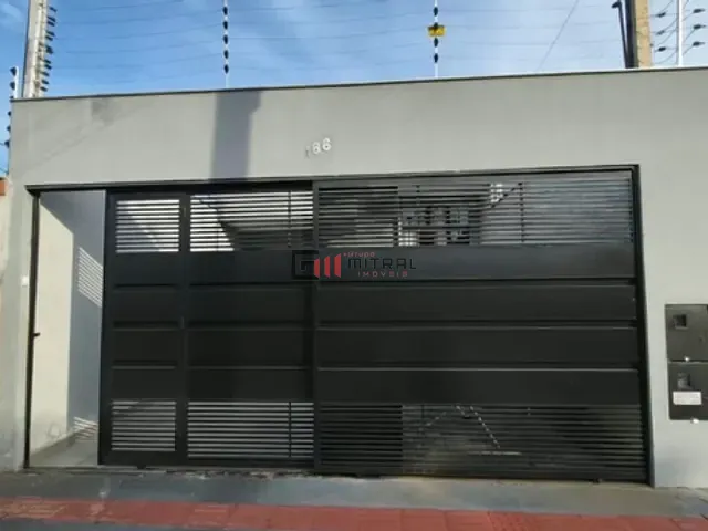 Casa 3 quartos e 3 banheiros, à venda, no bairro Santa Mônica em Londrina