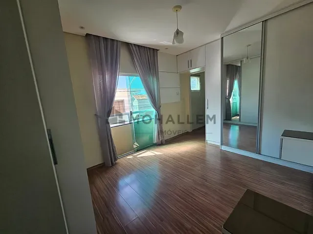 Casa 3 quartos e 2 banheiros, à venda, no bairro Centro em Piranguinho
