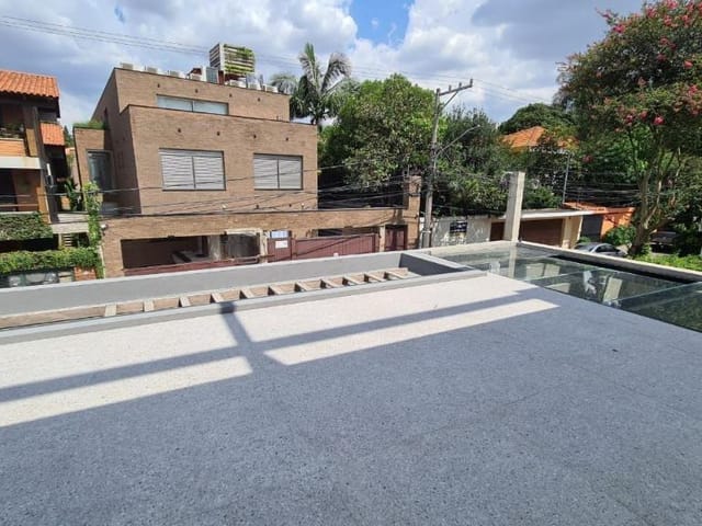 Casa com 200m² 3 quartos e 5 banheiros, à venda, no bairro Vila Nova Conceição em São Paulo