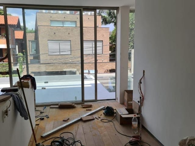 Casa com 200m² 3 quartos e 5 banheiros, à venda, no bairro Vila Nova Conceição em São Paulo