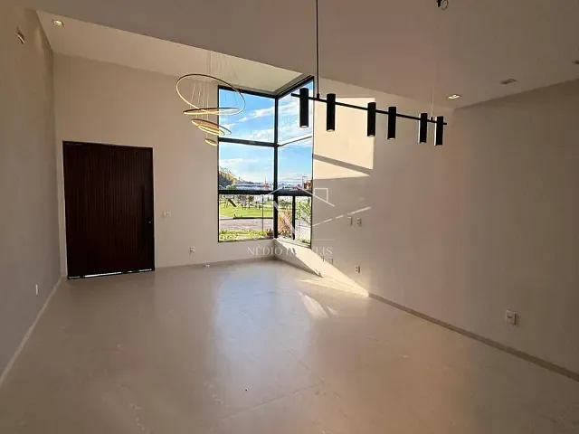 Casa com 447m² 3 quartos e 1 banheiro, à venda, no bairro Cajueiros (Itaipuaçu) em Maricá