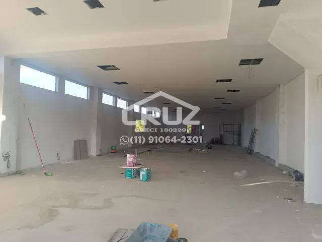 Loja para alugar, no bairro Serpa em Caieiras