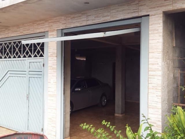 Casa com 315m² 3 quartos e 2 banheiros, à venda, no bairro Altos de Caucaia (Caucaia do Alto) em Cotia