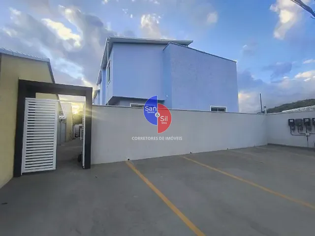 Casa com 80m² 2 quartos e 2 banheiros, à venda, no bairro Praia da Esperança (Guia de Pacobaíba) em Magé