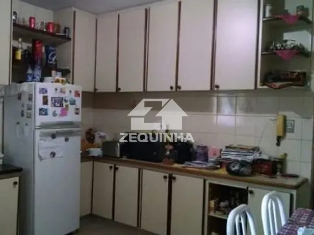 Casa com 127m² 4 quartos e 3 banheiros, à venda, no bairro Rochdale em Osasco