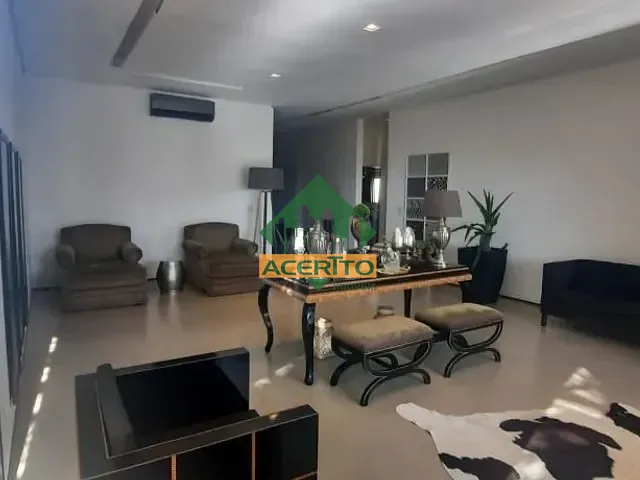 Casa com 477m² 3 quartos e 5 banheiros, à venda, no bairro Iporã em Araçatuba