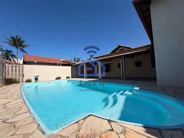 Casa com 308m² 3 quartos e 3 banheiros, à venda, no bairro Indaiá em Caraguatatuba