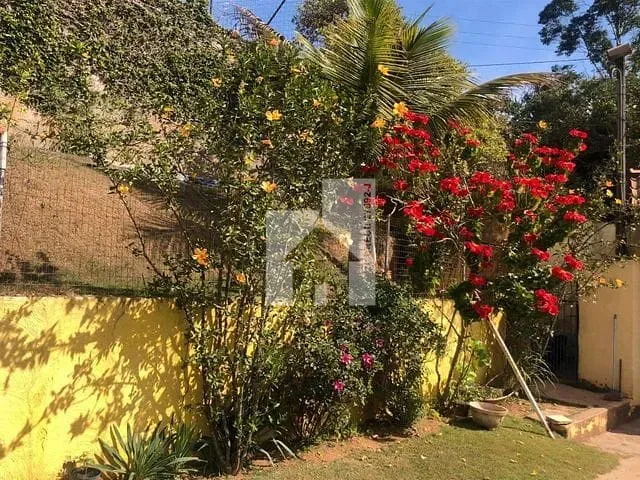 Casa com 2500m² 3 quartos e 5 banheiros, à venda, no bairro Chácara Recreio Lagoa dos Patos em Jundiaí