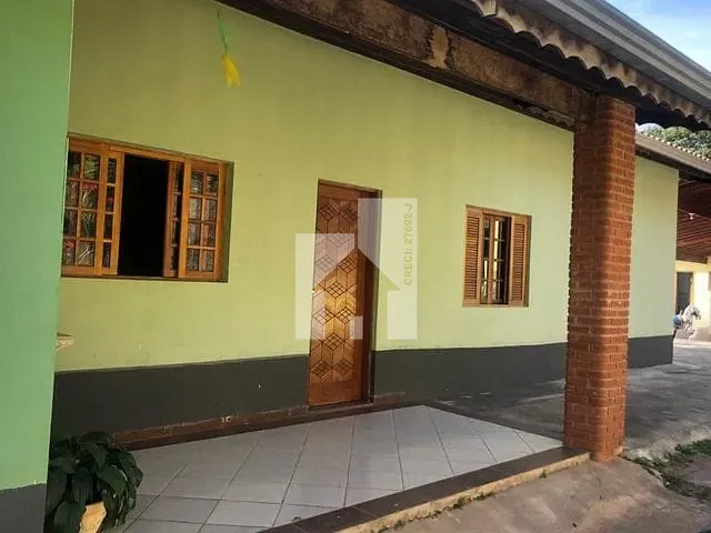 Casa com 2500m² 3 quartos e 5 banheiros, à venda, no bairro Chácara Recreio Lagoa dos Patos em Jundiaí