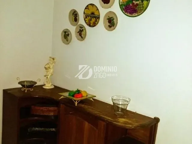 Casa com 738m² 3 quartos e 9 banheiros, à venda, no bairro Mercês em Uberaba