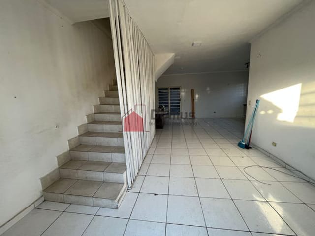 Casa com 144m², à venda, no bairro Laerte Assunção em Pindamonhangaba