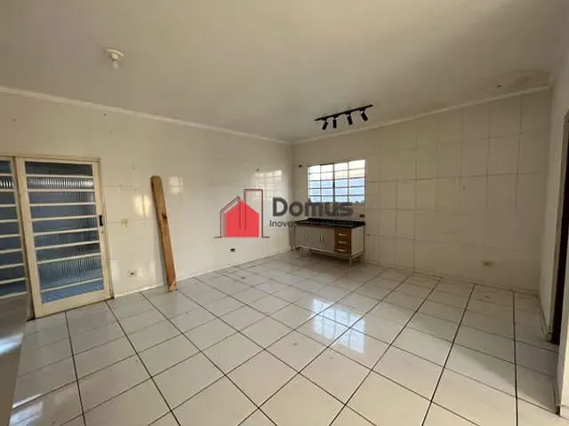 Casa com 144m², à venda, no bairro Laerte Assunção em Pindamonhangaba