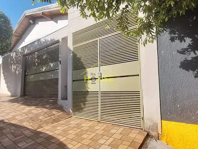 Casa com 284m² 4 quartos e 1 banheiro, à venda, no bairro Jardim Alvorada em Votuporanga