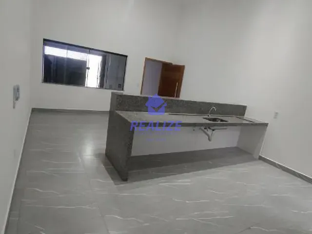 Casa com 125m² 3 quartos e 1 banheiro, à venda, no bairro Residencial Livia em Botucatu