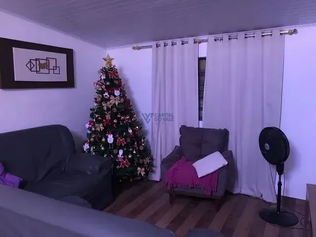 Casa com 312m² 3 quartos e 1 banheiro, à venda, no bairro Vila São Benedito em São José dos Campos