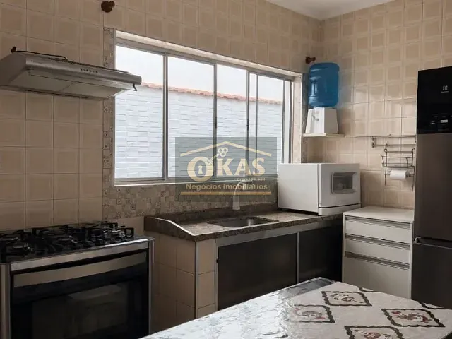 Casa com 150m² 3 quartos e 3 banheiros, à venda, no bairro Vila Figueira em Suzano