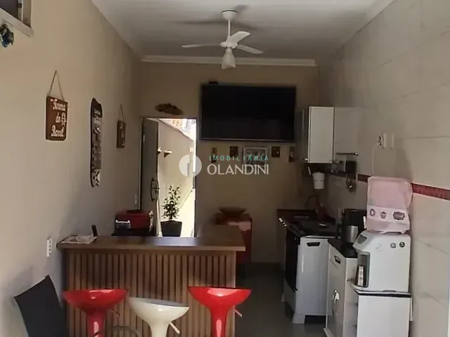 Casa com 150m² 2 quartos e 1 banheiro, à venda, no bairro Jatobá em Artur Nogueira