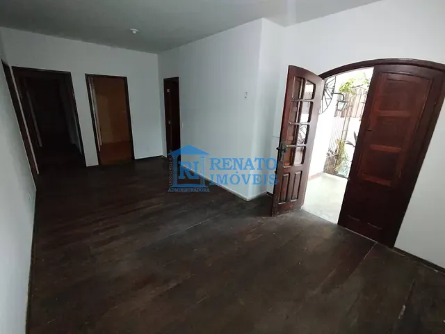 Casa para alugar, no bairro Centro em Maricá