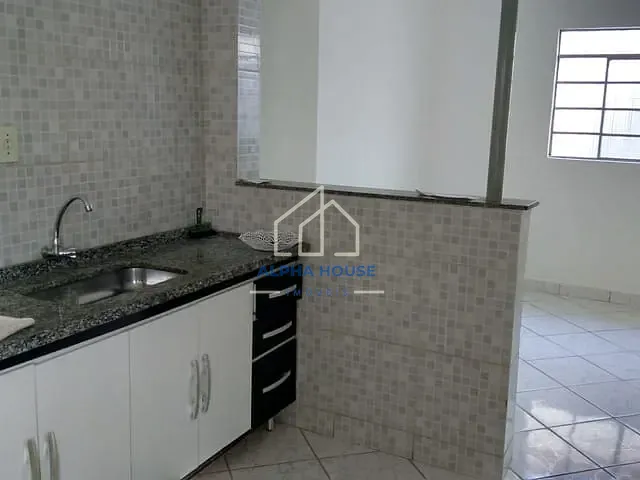 Casa com 250m² 2 quartos e 1 banheiro, à venda, no bairro Residencial Maricá em Pindamonhangaba