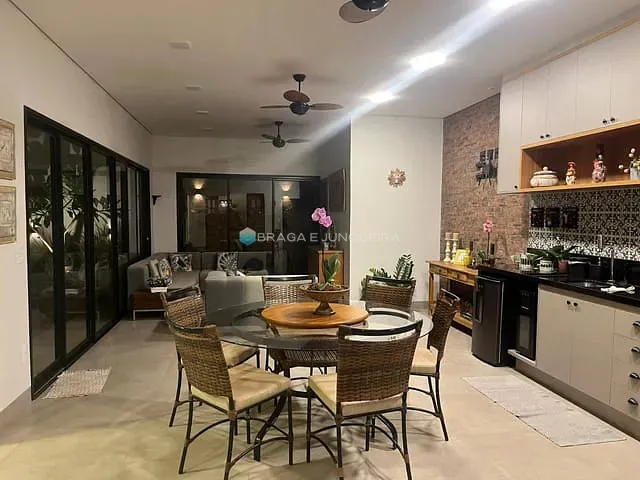Casa com 400m² 3 quartos e 5 banheiros, à venda, no bairro Loteamento Recanto do Lago em São José do Rio Preto