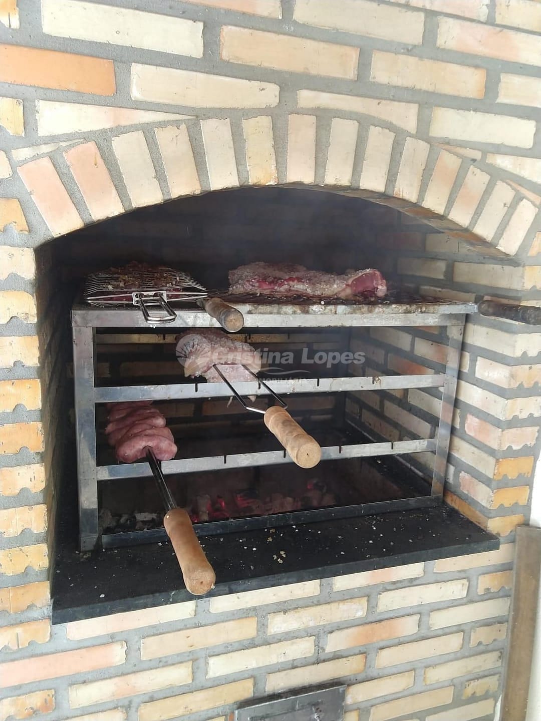 Casa à venda com 2 quartos, 10m² - Foto 3