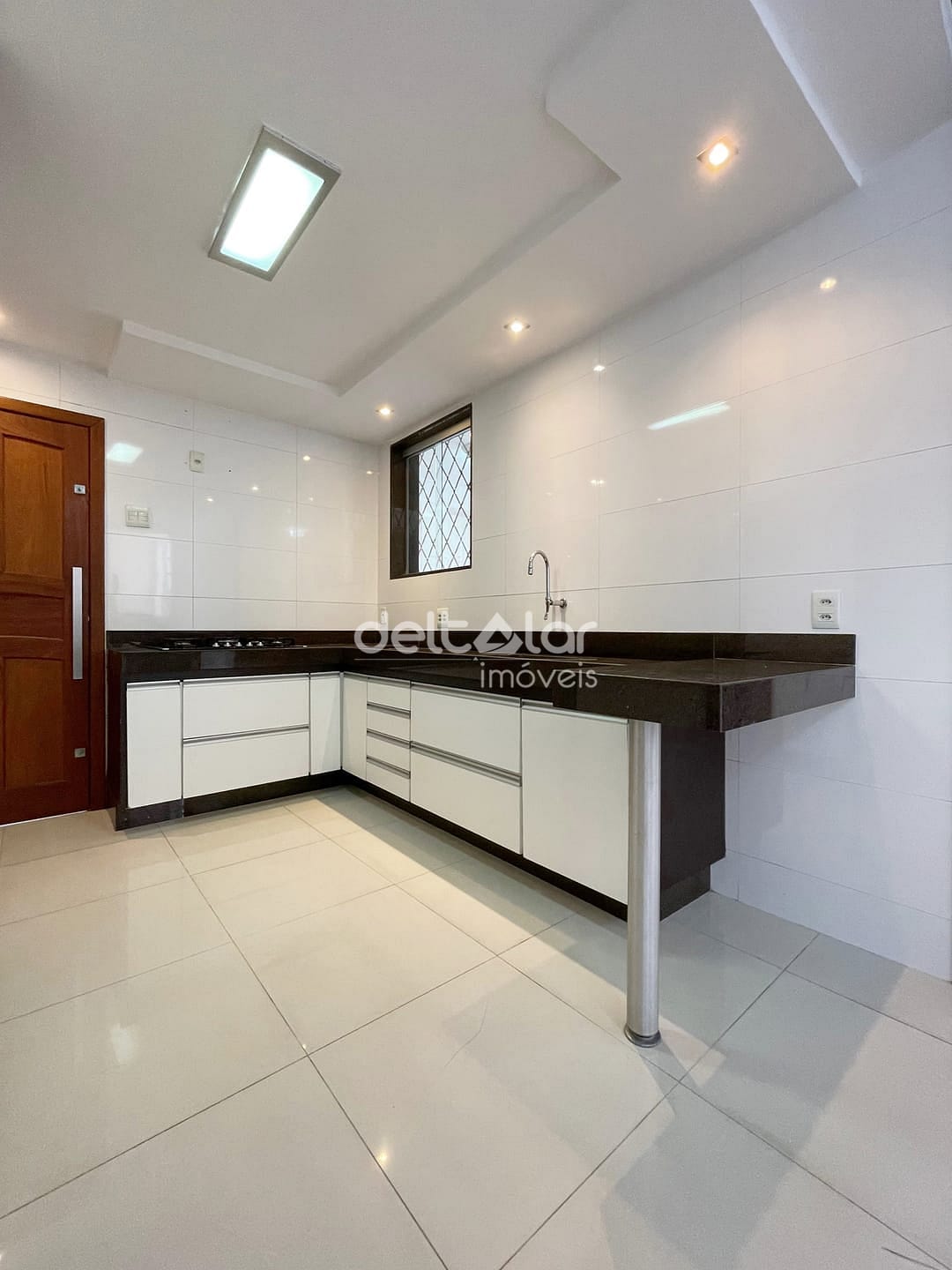 Casa, 5 quartos, 190 m² - Foto 4