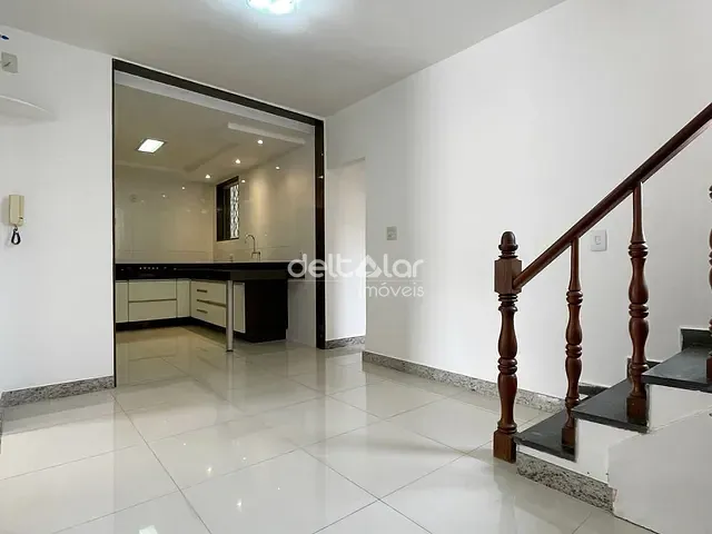 Casa com 190m² 5 quartos e 3 banheiros, à venda, no bairro Planalto em Belo Horizonte