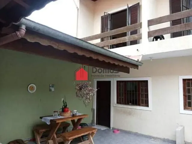 Casa com 172m², à venda, no bairro Residencial e Comercial Cidade Morumbi em Pindamonhangaba