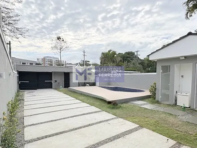 Casa com 341m² 4 quartos e 5 banheiros, para alugar, no bairro Barra da Tijuca em Rio de Janeiro