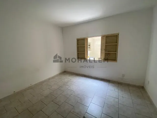 Casa com 220m² 3 quartos e 2 banheiros, à venda, no bairro São Vicente em Itajubá