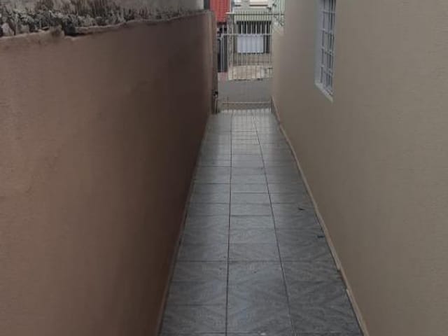 Casa com 70m² 2 quartos e 1 banheiro, para alugar, no bairro Parque Residencial Ana Rosa em Cambé