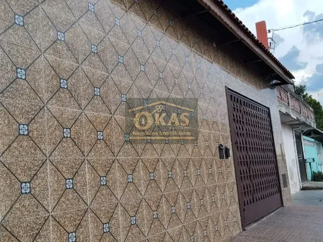 Casa com 250m² 2 quartos e 2 banheiros, à venda, no bairro Vila Santa Margarida em Ferraz de Vasconcelos