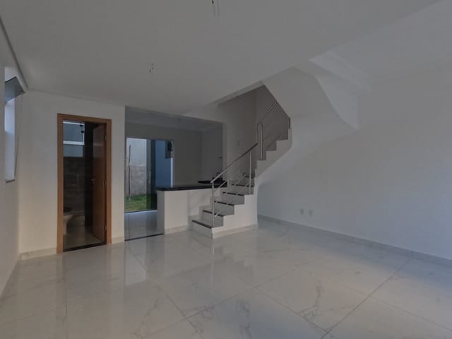 Foto do Casa - Casa geminada individual à venda,  3 quartos, no bairro Vila Cloris, Belo Horizonte, MG. Agende a sua visita! | REALLE SOLUÇÕES IMOBILIÁRIAS INTEGRADAS