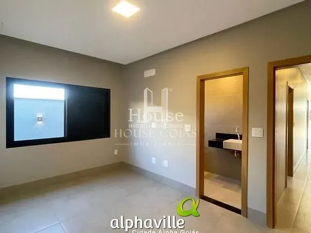 Casa com 360m² 4 quartos e 5 banheiros, à venda, no bairro Terras Alpha Residencial 1 em Senador Canedo