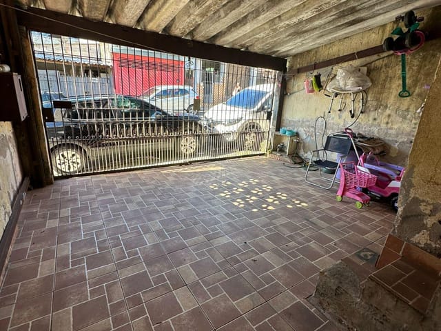 Casa com 140m² 3 quartos e 1 banheiro, à venda, no bairro Vila Campo Grande em São Paulo