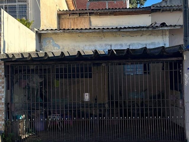 Casa com 140m² 3 quartos e 1 banheiro, à venda, no bairro Vila Campo Grande em São Paulo