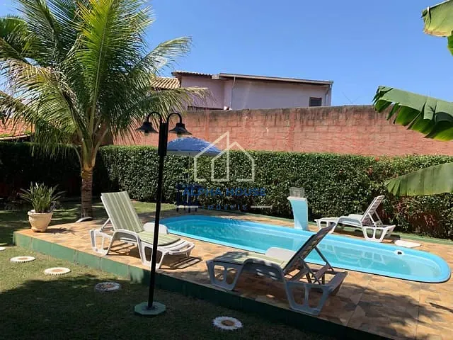 Casa com 675m² 3 quartos e 3 banheiros, à venda, no bairro Lessa em Pindamonhangaba