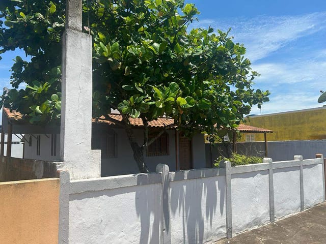 Casa com 340m² 3 quartos e 2 banheiros, à venda, no bairro Sossego em São Francisco de Itabapoana